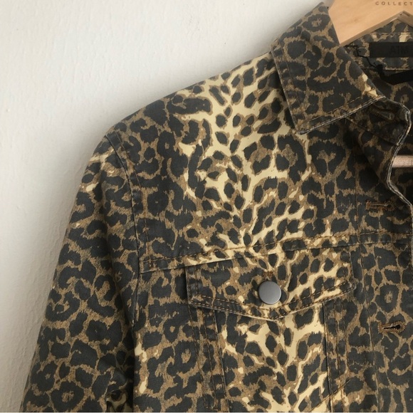 ATM Anthony Thomas Melillo Size Small Leopard-Print Button-Front Denim Jacket - Picture 5 of 11